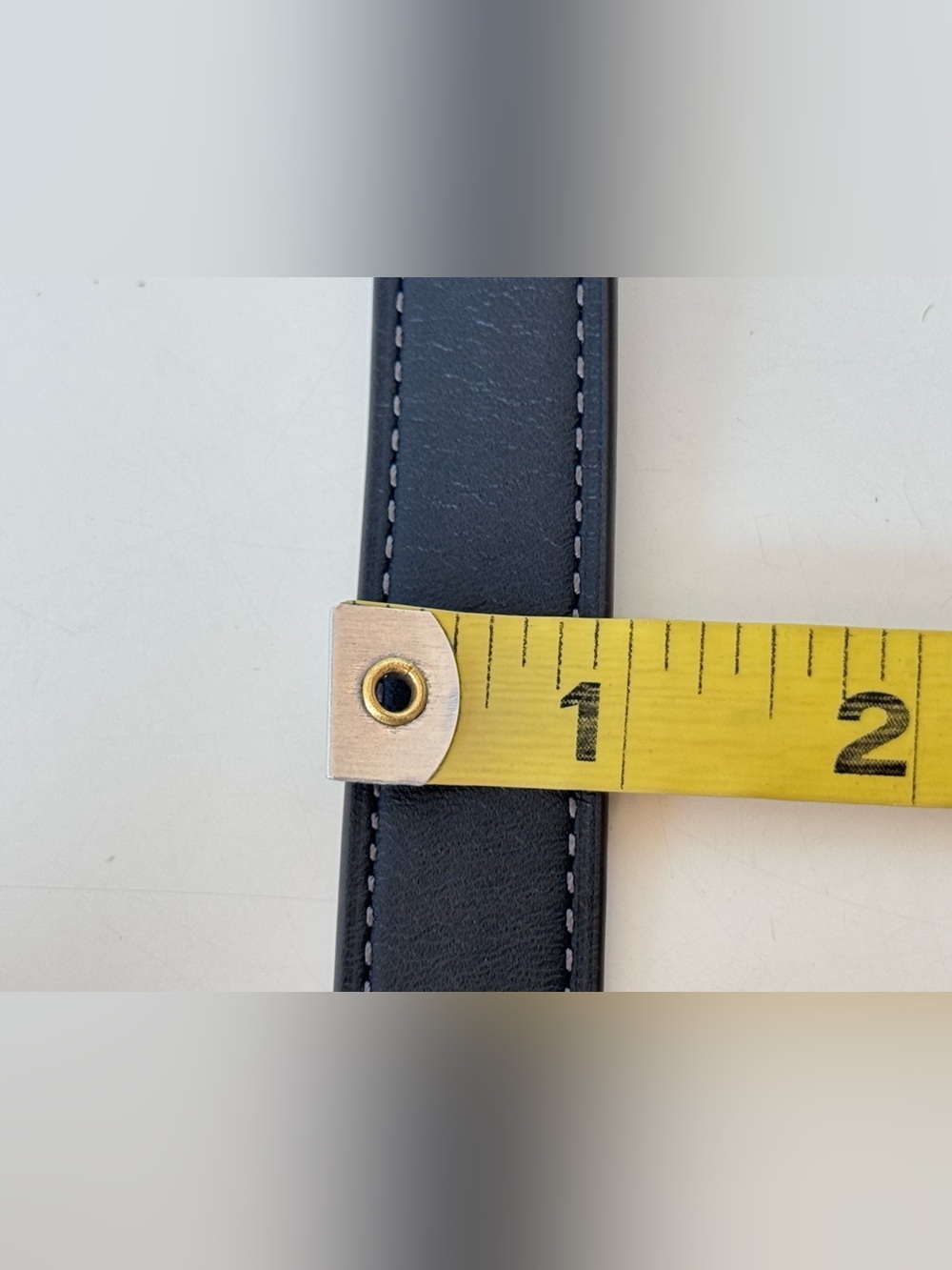Coach Black Leather Replacement Purse Strap Adjustable Gold Tone Swivel Clips - Picture 7 of 9